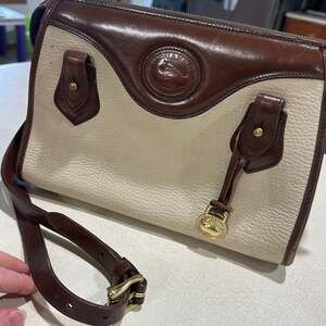 Vintage Dooney & Bourke Ivory and Brown crossbody purse w/Brass Hardware